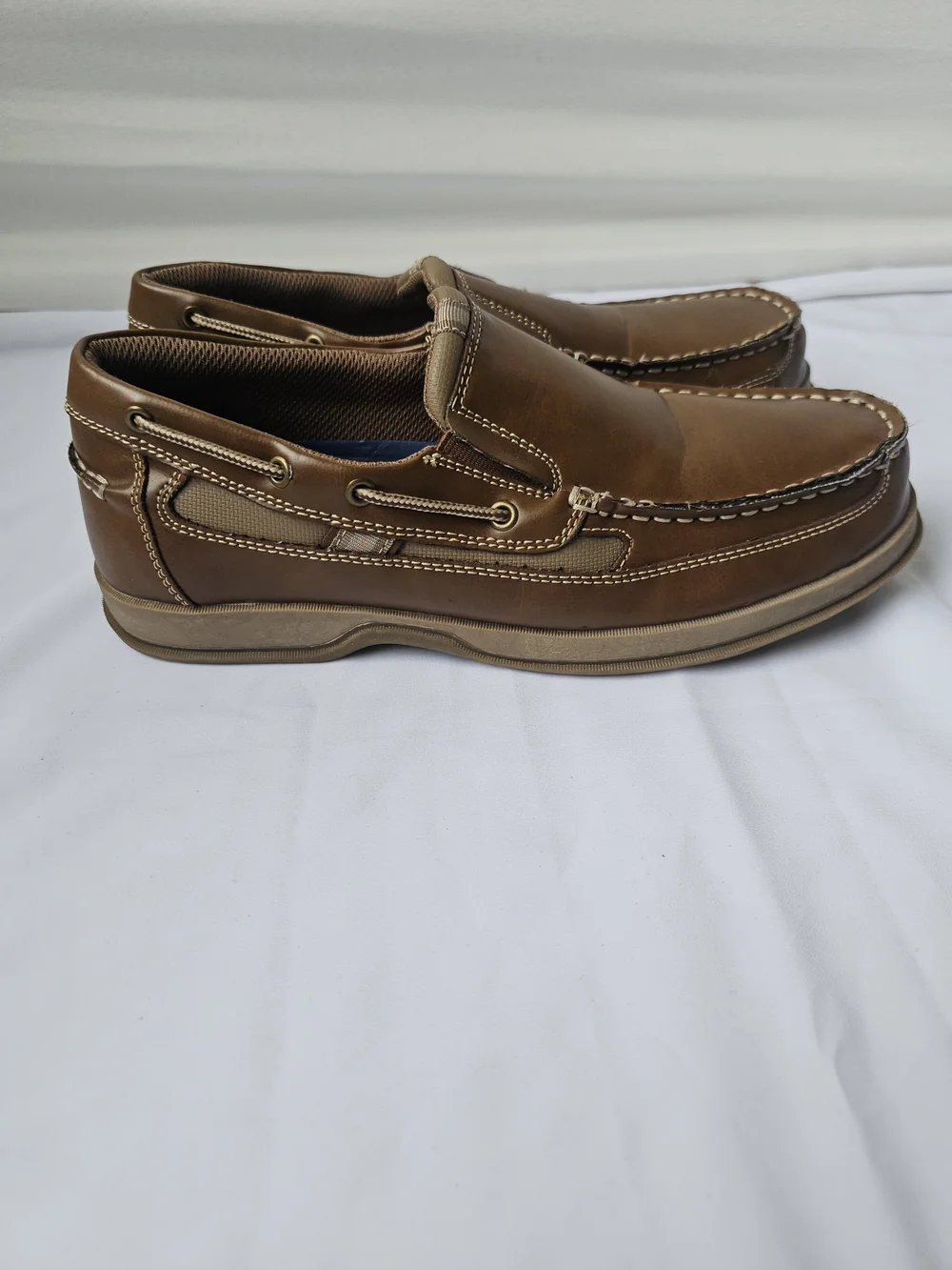 Stone Canyon Men's Brown Slip-On Boat Shoes / Loafers - Size 8.5M